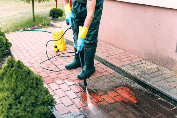 Best Sidewalk Pressure Washing  in New Franklin, MO